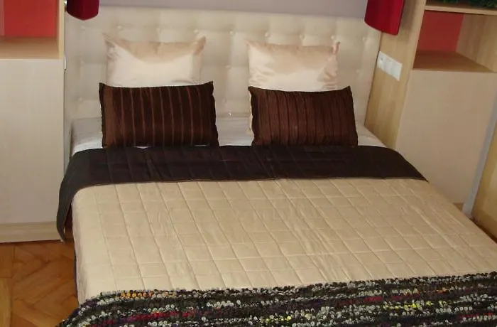 Irs Royal Irs Morenowe Wzgorza アパート *