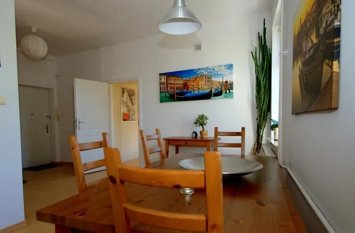 Irs Royal Irs Morenowe Wzgorza Гданьск